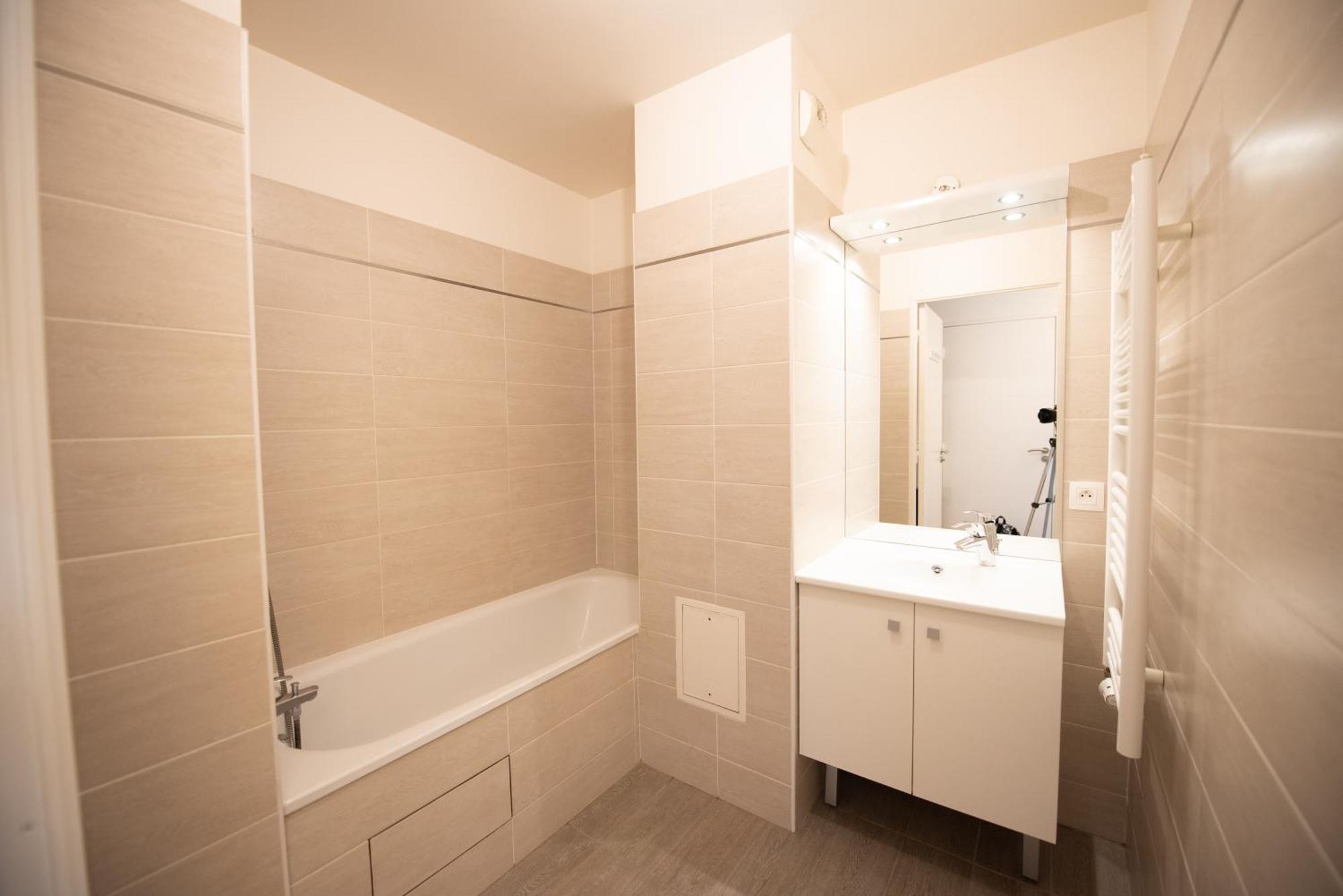 Appartements De 2 Ou 3 Chambres A 40 Minutes De Paris Courcouronnes Oda fotoğraf