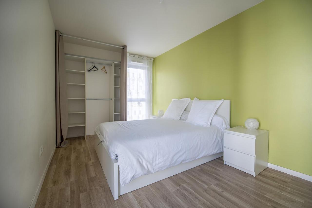 Appartements De 2 Ou 3 Chambres A 40 Minutes De Paris Courcouronnes Dış mekan fotoğraf
