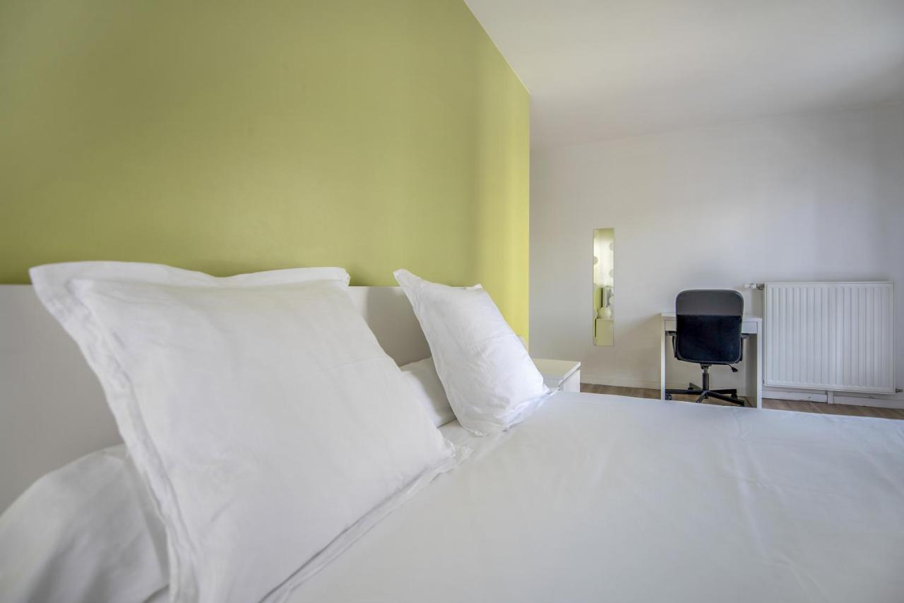 Appartements De 2 Ou 3 Chambres A 40 Minutes De Paris Courcouronnes Dış mekan fotoğraf